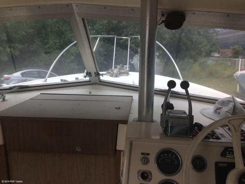 Slide: The Image of Bertram 25 Mark II Flybridge Sportfish 1968 - 11