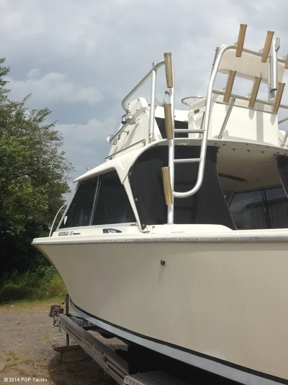 Slide: The Image of Bertram 25 Mark II Flybridge Sportfish 1968 - 4