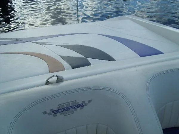 Slide: The Image of Wellcraft Scarab 29 2000 - 11