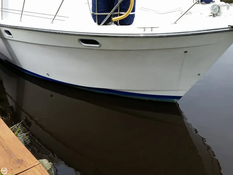 Slide: The Image of Bayliner 3988 1999 - 7