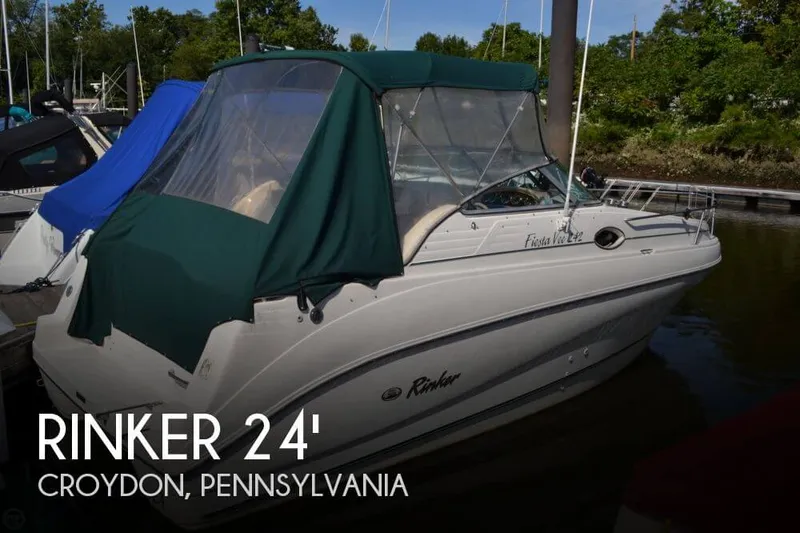 Slide: The Image of Rinker 242 Fiesta Vee 2000 - 0