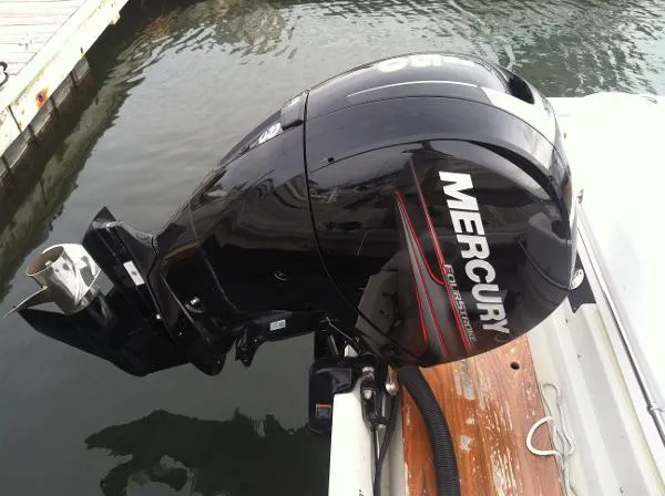 Slide: The Image of Boston Whaler Revenge 19 1977 - 4