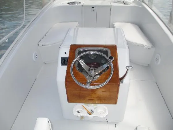 Slide: The Image of Tide Custom 27 Express 2003 - 5