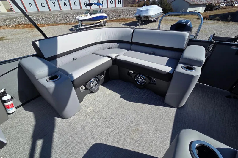Slide: The Image of Luxurious seating on 2026 Avalon Platinum Catalina 2585 Elite pontoon boat. - 7