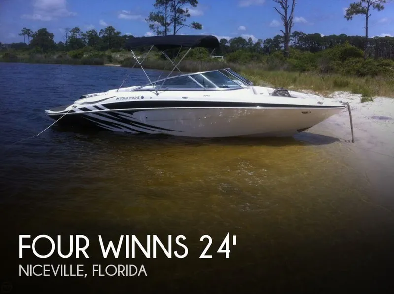 Slide: The Image of Four Winns H240 Bowrider 2009 - 0