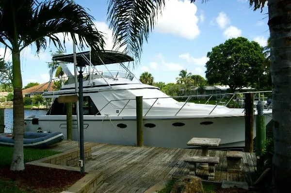 Slide: The Image of Ocean Alexander 42 Sedan Bridge 1990 - 1