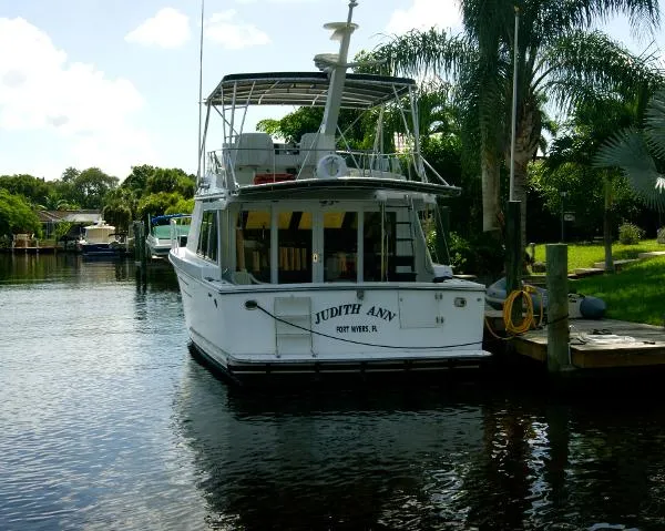 Slide: The Image of Ocean Alexander 42 Sedan Bridge 1990 - 7