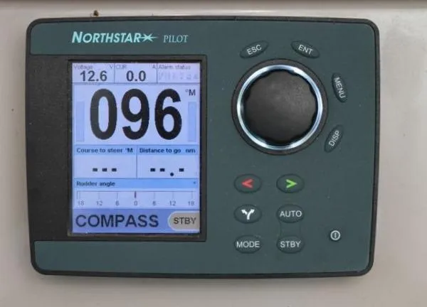 Slide: The Image of Sea Ray 440 Sundancer 2006 - 7
