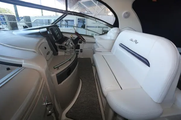 Slide: The Image of Sea Ray 440 Sundancer 2006 - 8