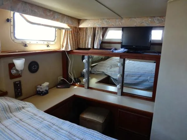 Slide: The Image of Chris-Craft Catalina 426 1986 - 11