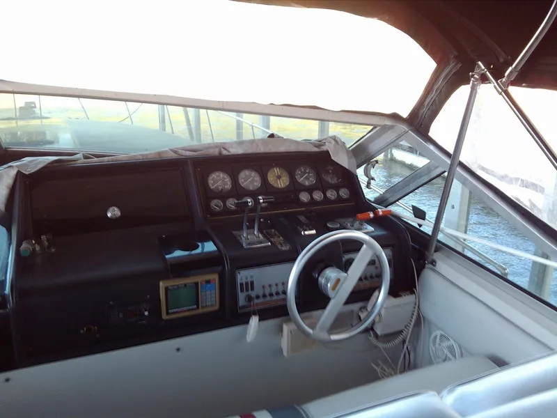 Slide: The Image of Chris-Craft 412 Amerosport 1987 - 6
