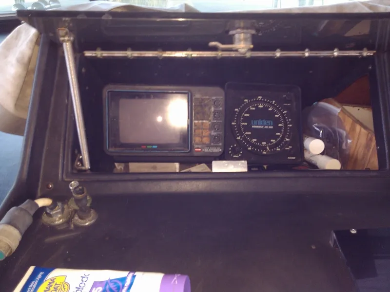 Slide: The Image of Chris-Craft 412 Amerosport 1987 - 8