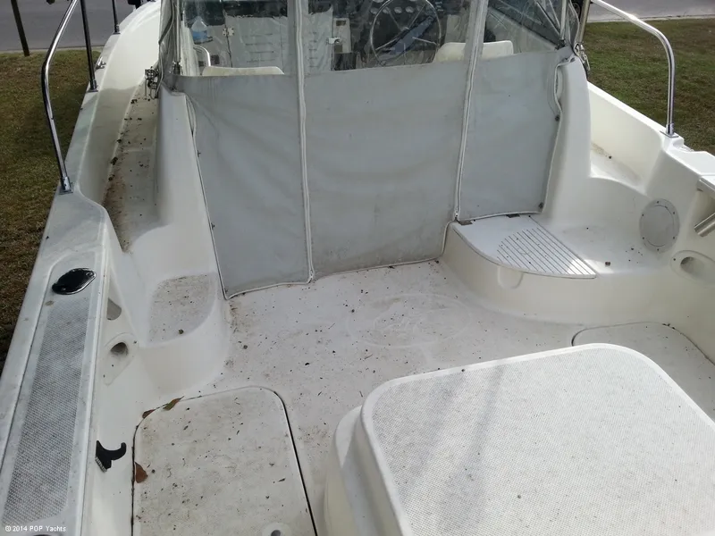 Slide: The Image of Bayliner 2052 Trophy 1998 - 11