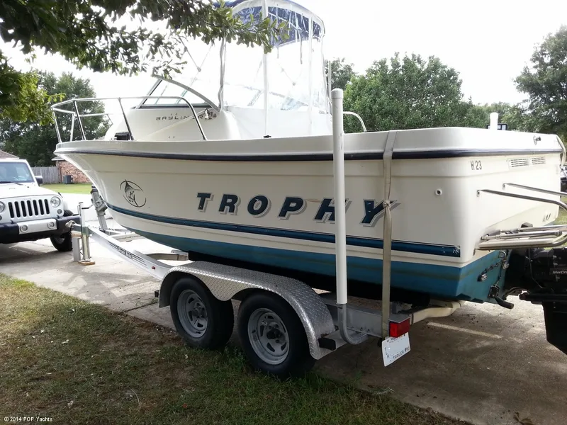 Slide: The Image of Bayliner 2052 Trophy 1998 - 3