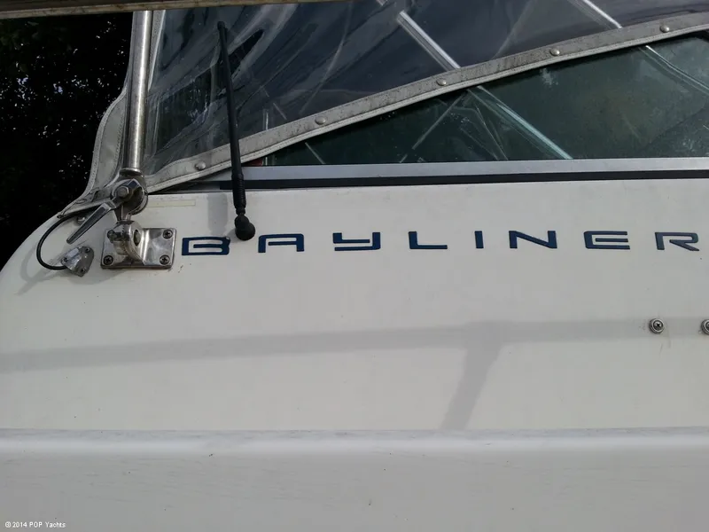 Slide: The Image of Bayliner 2052 Trophy 1998 - 9
