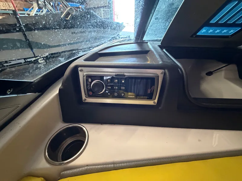 Slide: The Image of MasterCraft X23 2016 - 35