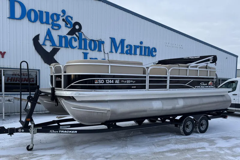 Slide: The Image of 2018 Sun Tracker Party Barge 22 XP3 pontoon boat at Doug's Anchor Marine. - 3
