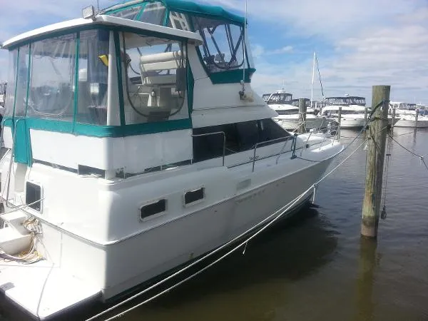 Slide: The Image of Silverton 34 Motor Yacht 1993 - 1
