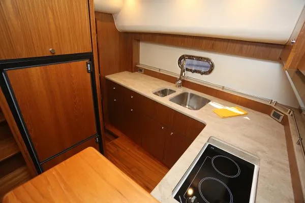 Slide: The Image of Tiara 45 Sovran 2015 - 5