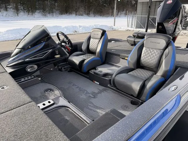 Slide: The Image of Caymas CX 20 2021 - 15