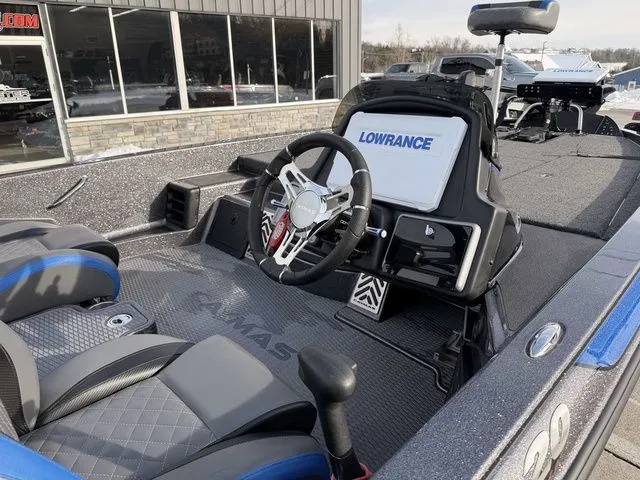 Slide: The Image of Caymas CX 20 2021 - 6