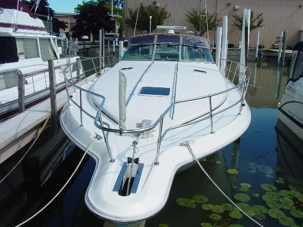 Slide: The Image of Sea Ray 400 Express Cruiser 1995 - 1