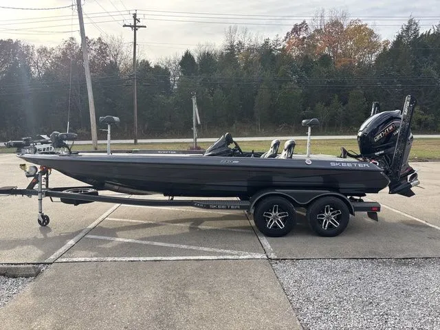 Slide: The Image of Skeeter ZXR21 2023 - 20