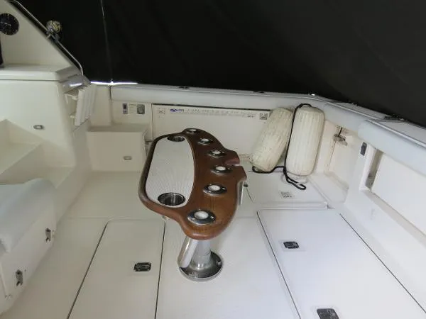 Slide: The Image of Tiara 4100 Open 2000 - 7