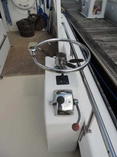 Slide: The Image of ROBBINS 40 Robbins Deadrise Customized for cruising 1996 - 4