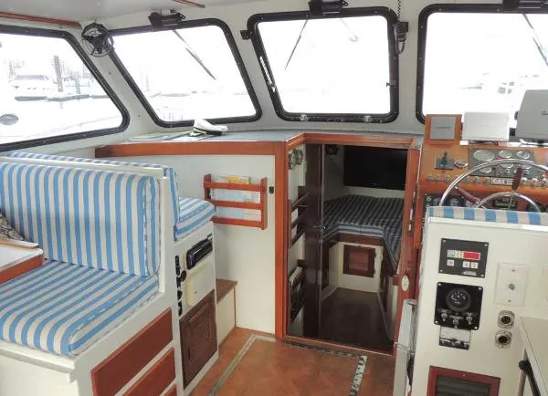 Slide: The Image of ROBBINS 40 Robbins Deadrise Customized for cruising 1996 - 6