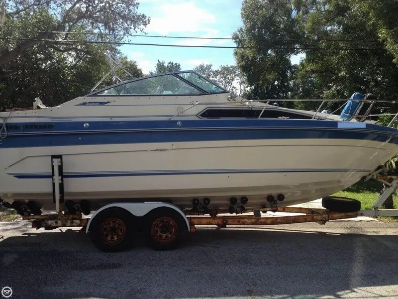 Slide: The Image of Sea Ray 270 Sundancer 1987 - 11