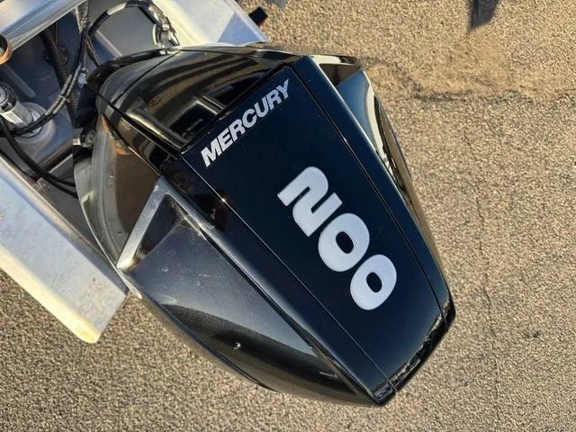 Slide: The Image of Sun Tracker Party Barge 22 XP3 2021 - 23