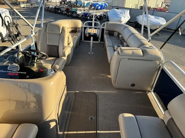 Slide: The Image of Sun Tracker Party Barge 22 XP3 2021 - 41