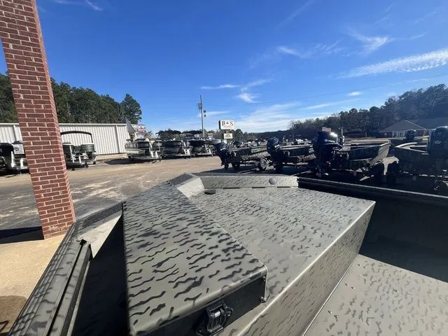 Slide: The Image of War Eagle 548 Ldv 2026 - 11