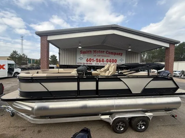 The Image of Veranda VR235VL 2026 - 1