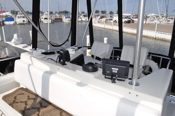 Slide: The Image of Luhrs 400 Convertible 1989 - 11
