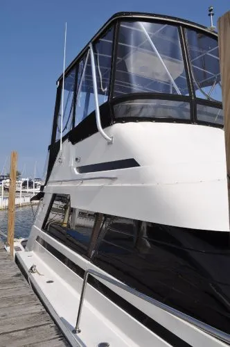 Slide: The Image of Luhrs 400 Convertible 1989 - 3