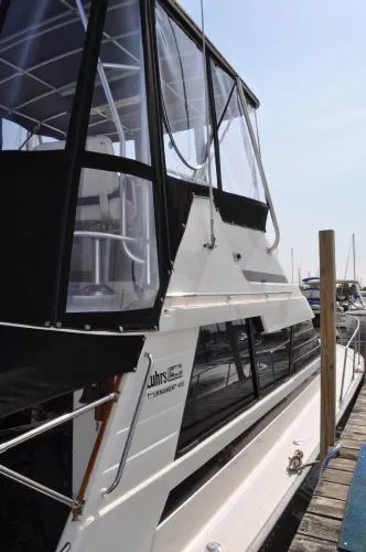 Slide: The Image of Luhrs 400 Convertible 1989 - 4