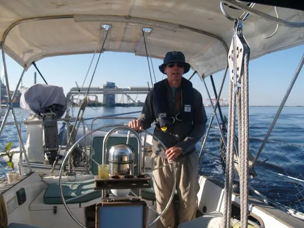 Slide: The Image of Seafarer Sloop 1981 - 8