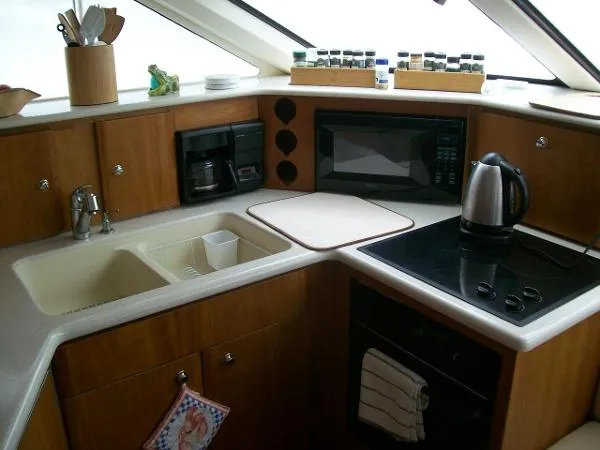 Slide: The Image of Silverton 453 Motor Yacht Great Shape! 2003 - 7