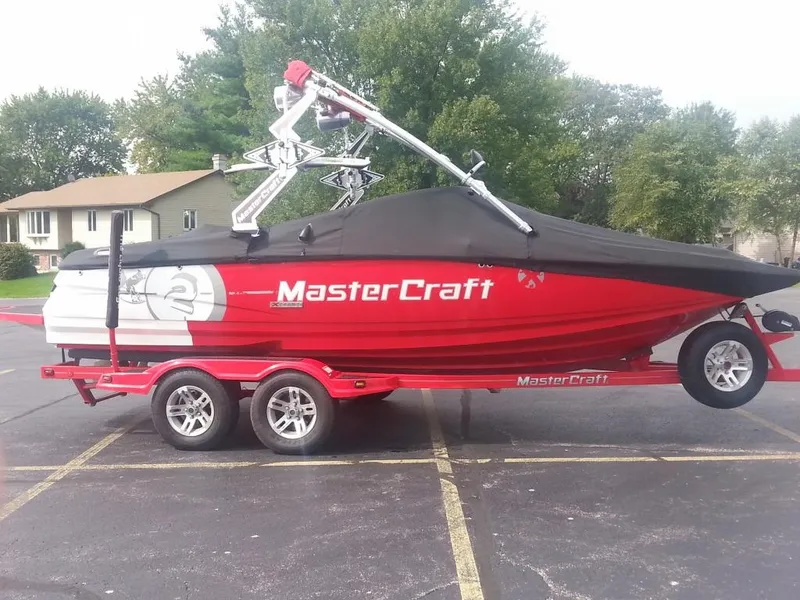 Slide: The Image of Mastercraft X2 2009 - 1