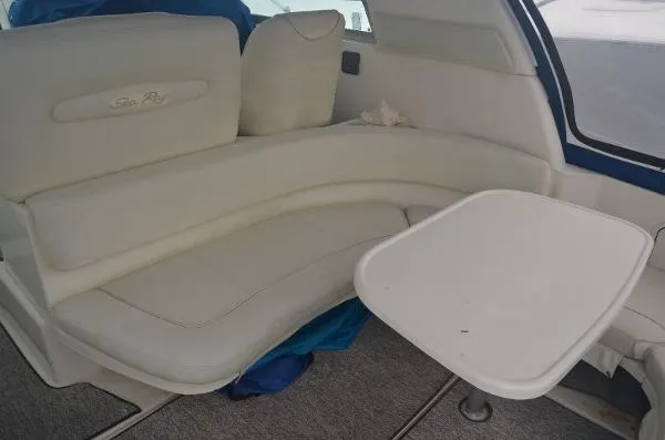 Slide: The Image of Sea Ray 310 Sundancer 2000 - 7
