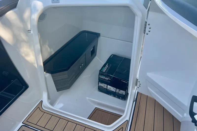 Slide: The Image of Head Compartment - 14