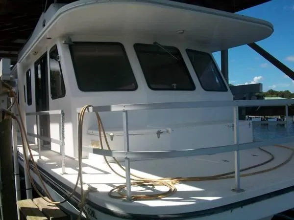 Slide: The Image of Gibson 50 Cabin Yacht 2004 - 2