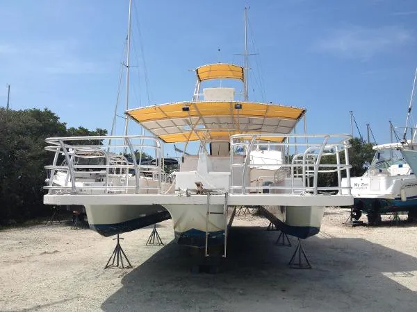 Slide: The Image of Catamaran 48 Custom 2010 - 4