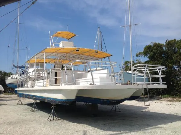 Slide: The Image of Catamaran 48 Custom 2010 - 5