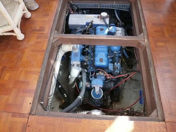 Slide: The Image of Morgan Out Island Pilot House 1980 - 11
