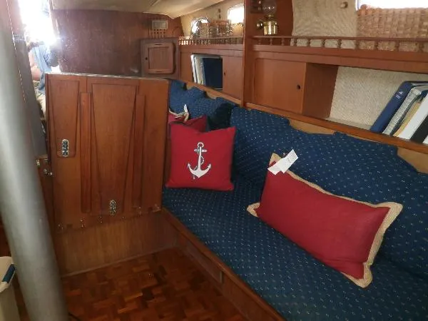 Slide: The Image of Morgan Out Island Pilot House 1980 - 4