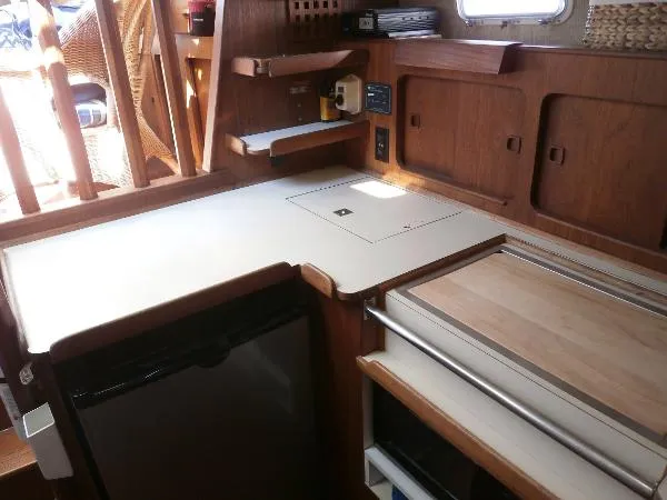 Slide: The Image of Morgan Out Island Pilot House 1980 - 6
