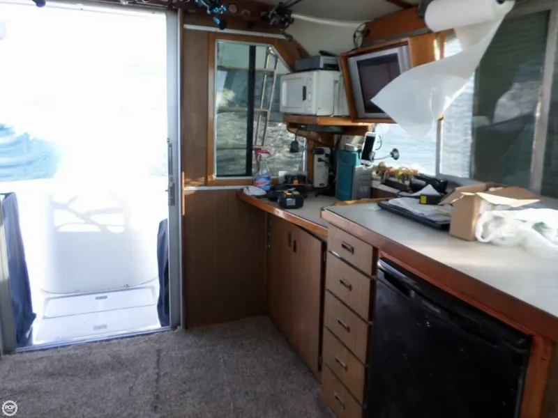 Slide: The Image of Bertram 35 Convertible 1977 - 8